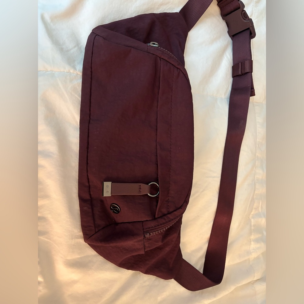 Lululemon Athletica Crossbody Bag in Burgundy